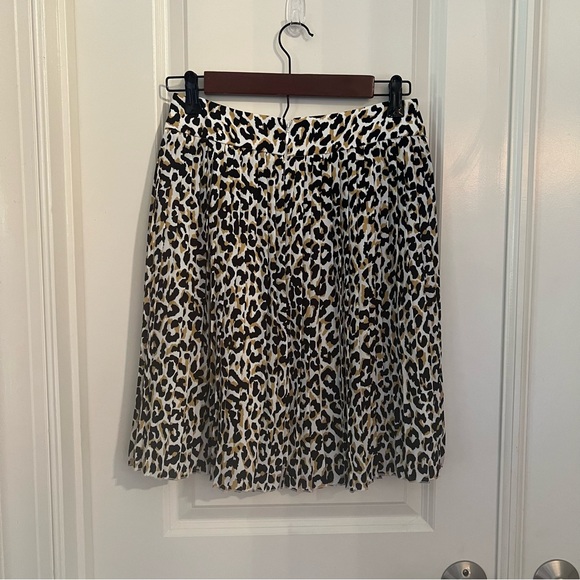 J. Crew Animal Print Pleated Shirt - Picture 2 of 3